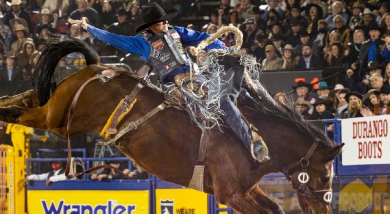 For Second Year in a Row Stetson Wright Wins Two PRCA World Championships