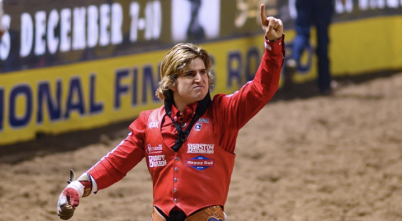 Rocker Steiner Takes Major Step Toward Gold Buckle with Round 5 Win